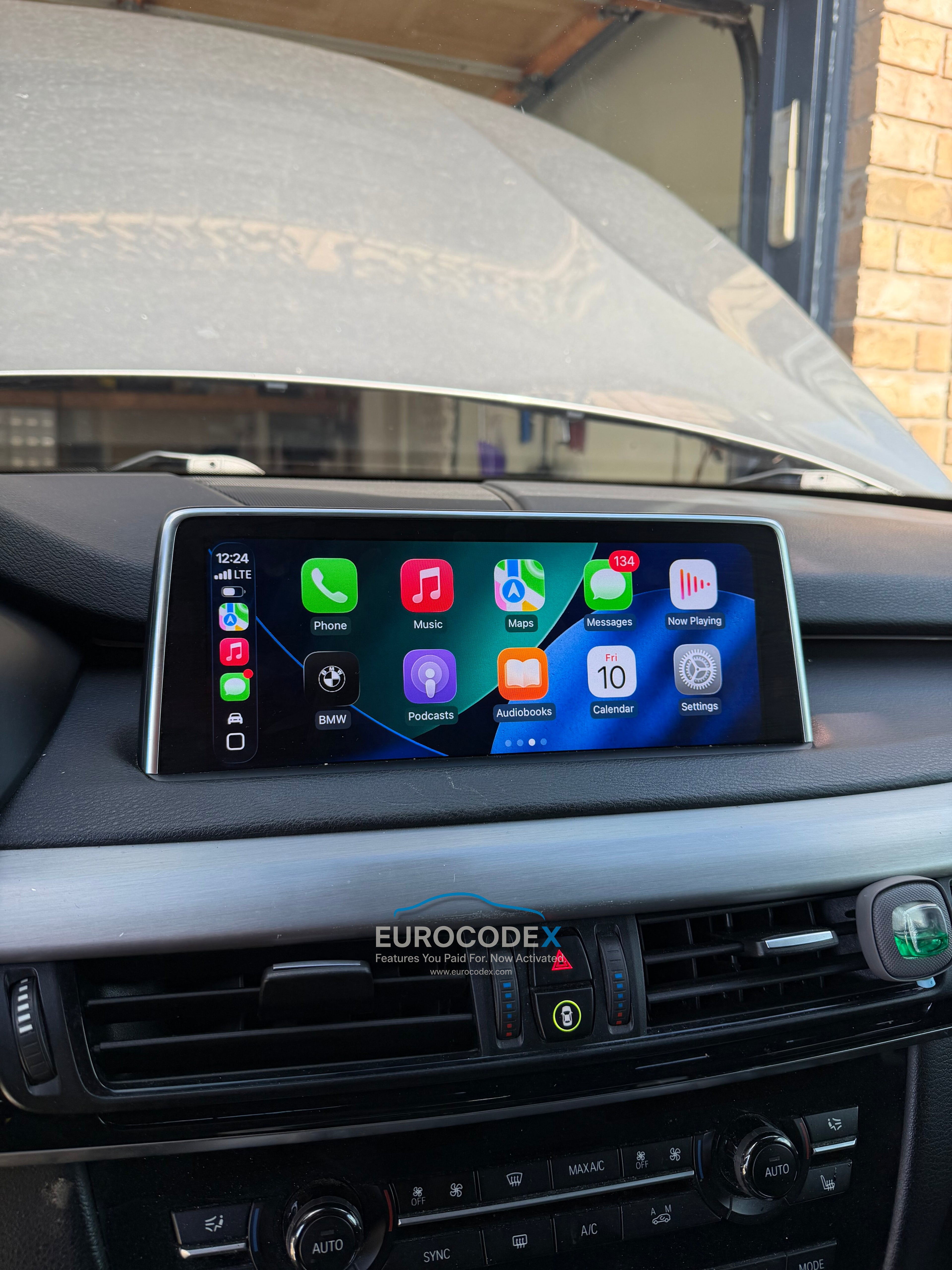 BMW / MINI COOPER Apple CarPlay - Fullscreen - Screen Mirroring (Android Only) - Video In Motion (USB / DVD)