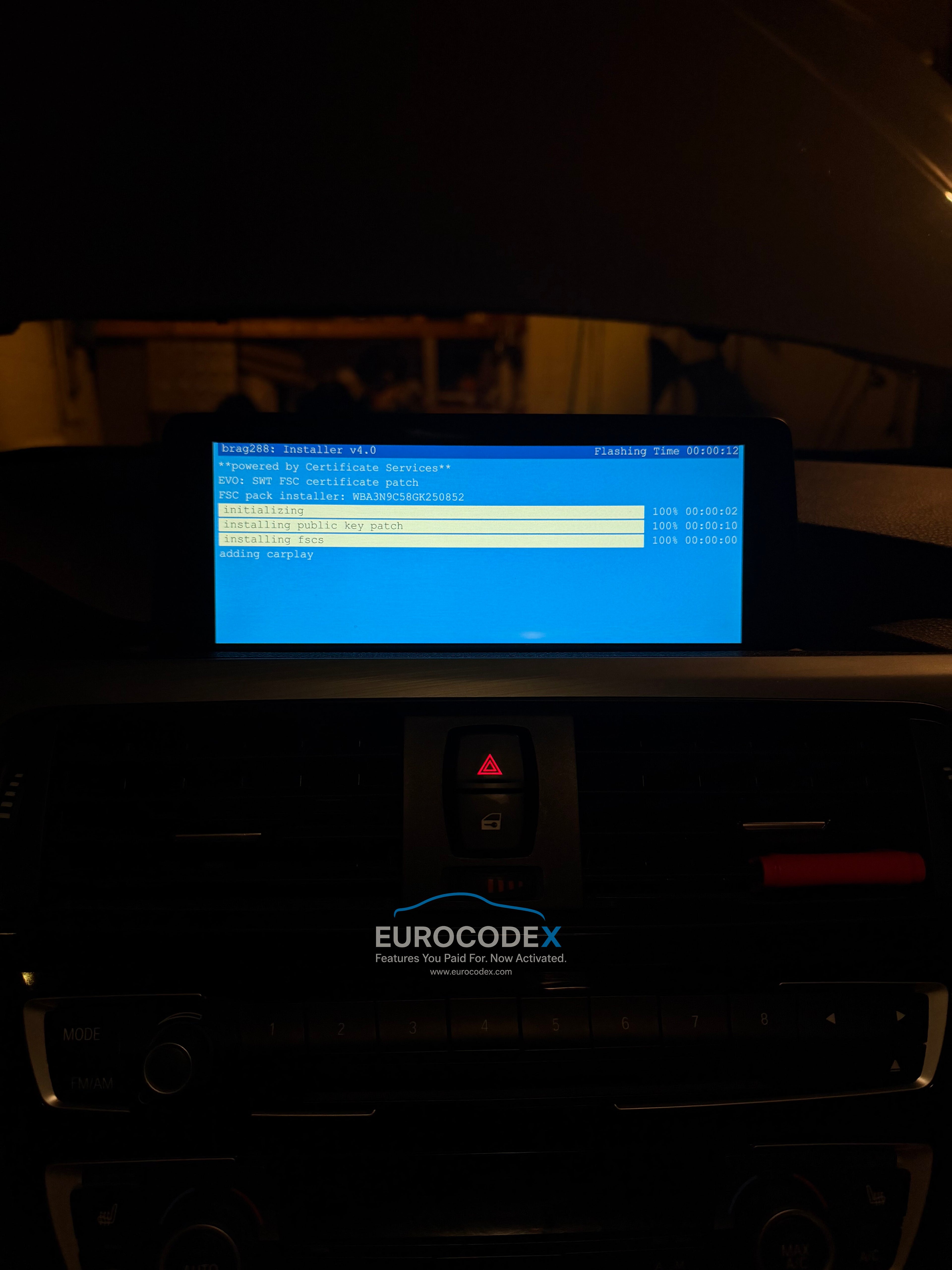 BMW / MINI COOPER Apple CarPlay - Fullscreen - Screen Mirroring (Android Only) - Video In Motion (USB / DVD)